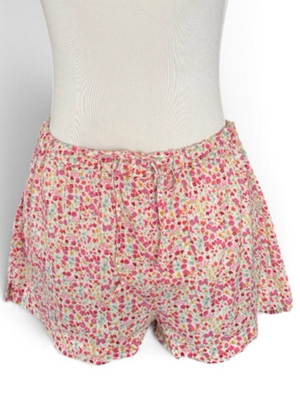 Vintage Floral Pink Cotton Women’s Shorts